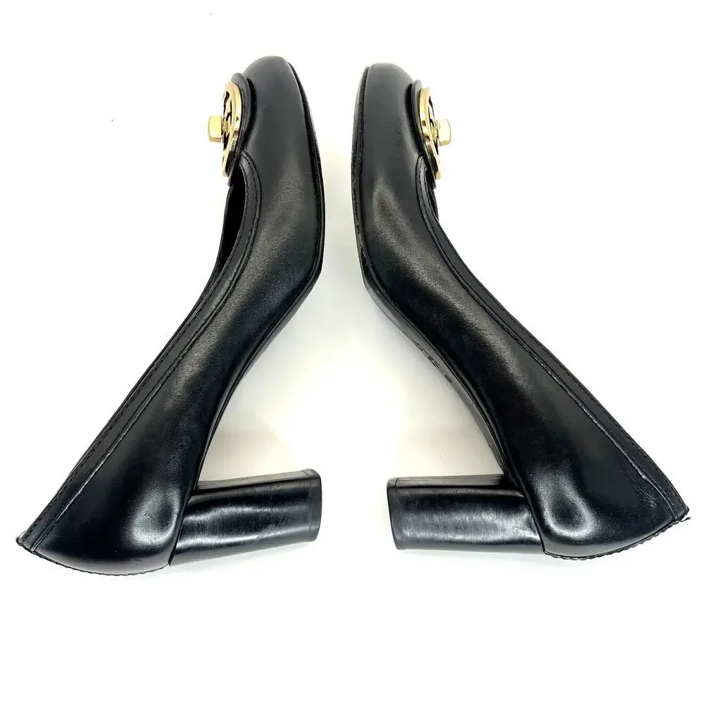 Tory Burch Black Leather Pumps Gold Logo Medallion Twist Lock 8 Round Toe